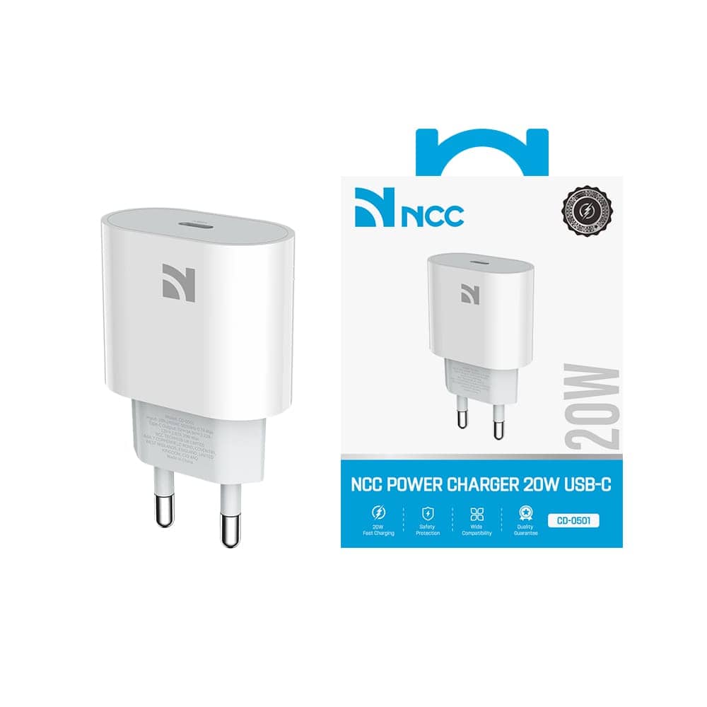 Chargeur mural blanc NCC 20W USB-C avec prise europeenne, presente seul et sur son emballage. — vue 1